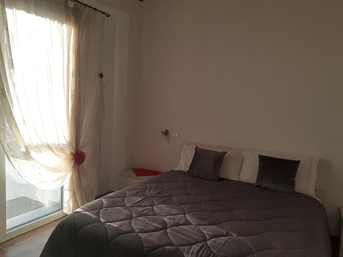 B&B Nonna Dedda โอริสตาโน ภายนอก รูปภาพ